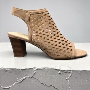 Liz Claiborne Beige Laser-Cut Block Heel Sandal
